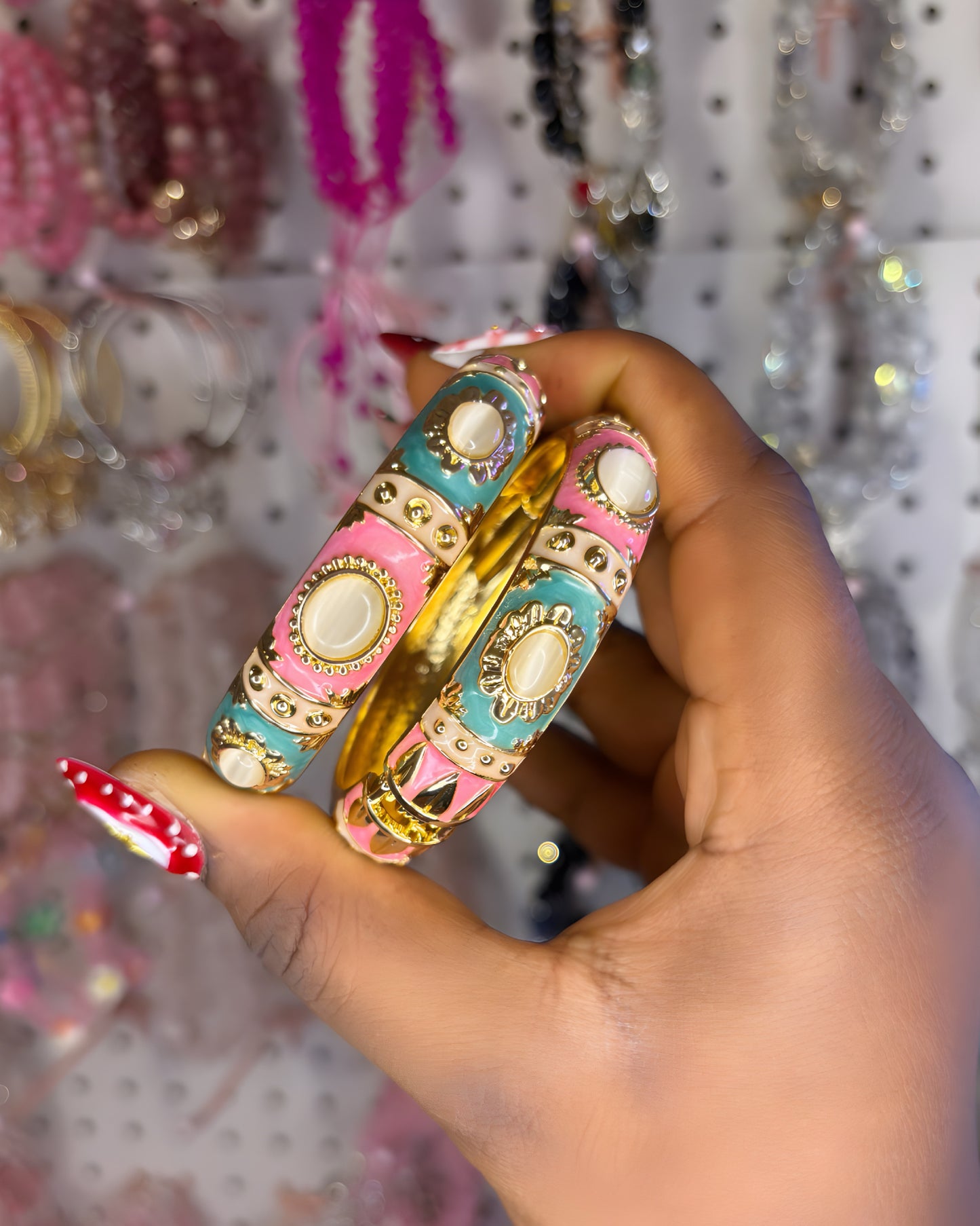 Novalie Bangle